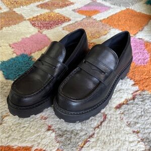 Vagabond Black Leather Loafers